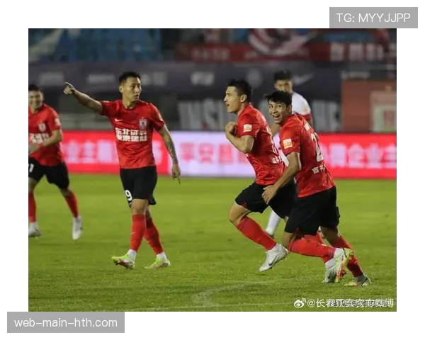 结果速报:沧州雄狮0-0战平长春亚泰,双方门将屡献神扑 结果速报:沧州雄狮0-0战平长春亚泰,双方门将屡献神扑