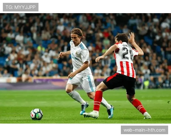 西甲第32轮:马德里竞技主场1-1战平皇家社会,争四形势仍不明朗 西甲第32轮:马德里竞技主场1-1战平皇家社会,争四形势仍不明朗